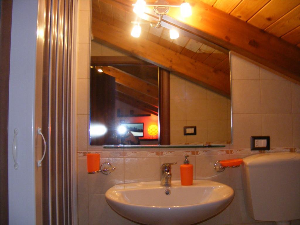 Villetta Singola "Lilla" Alì Terme Zimmer foto