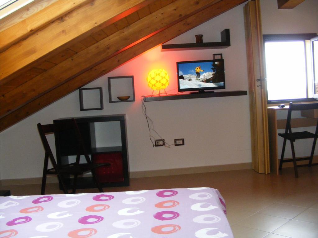 Villetta Singola "Lilla" Alì Terme Zimmer foto